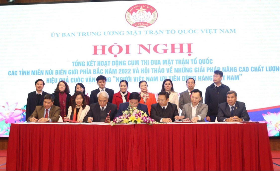 Mặt trận 7 tỉnh trong Cụm ký kết giao ước thi đua năm 2023.