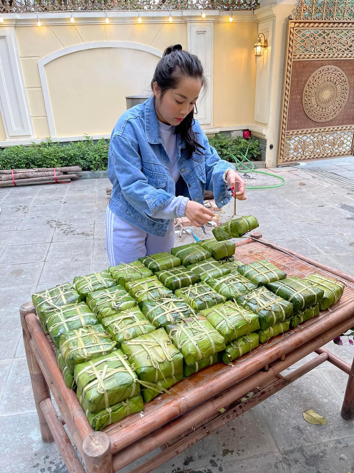 Minh Hương chia sẻ làm báo cho cô nhiều trải nghiệm. 
