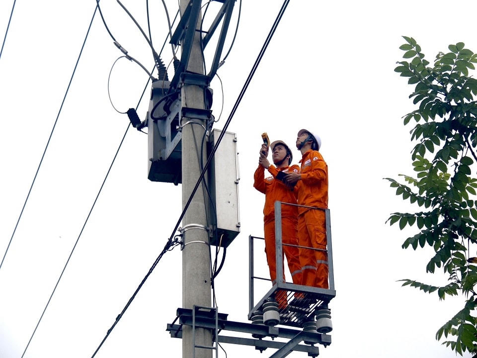 EVNNPC triển khai nhiều hoạt động ý nghĩa thiết thực hỗ trợ người dân, doanh nghiệp trong Tháng Tri ân khách hàng năm 2022