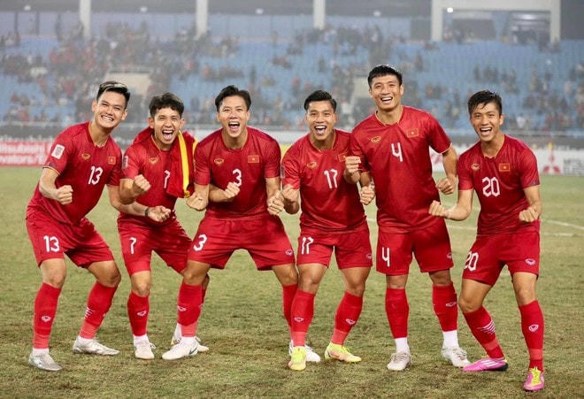 Đội tuyển Việt Nam tăng 1 bậc lên hạng 95 thế giới, dù không thi đấu dịp FIFA Days tháng 3.