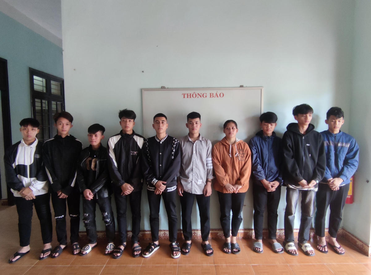 Các đối tượng tại cơ quan điều tra.