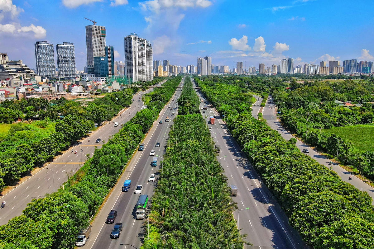 Chiều dài 29 km, Đại lộ Thăng Long đi qua hàng loạt khu đô thị lớn như Vinhomes Green Bay Mễ Trì - Mễ Trì Thượng - Vinhomes Smart City - Geleximco - Bắc An Khánh - Nam An Khánh...