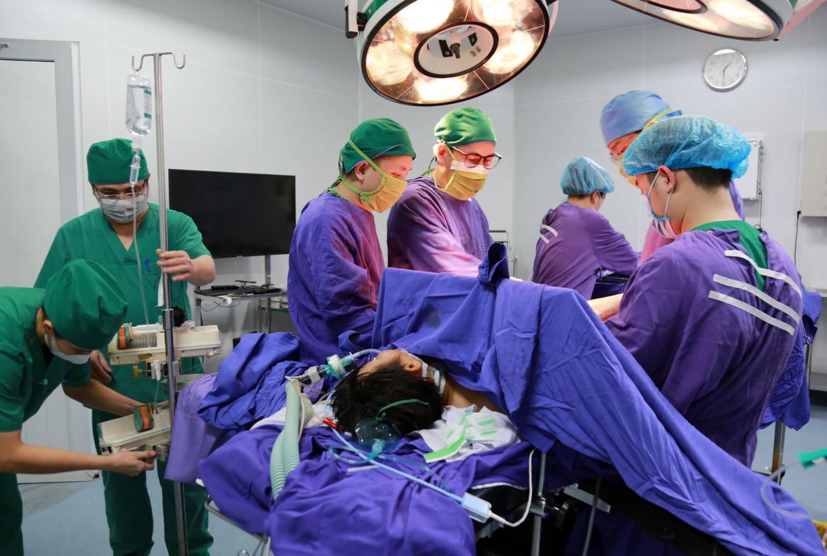Ca mổ do các bác sĩ Bệnh viện Đa khoa tỉnh Quảng Ninh đã diễn ra thành công thuận lợi. Ảnh: Bệnh viện Đa khoa tỉnh Quảng Ninh.