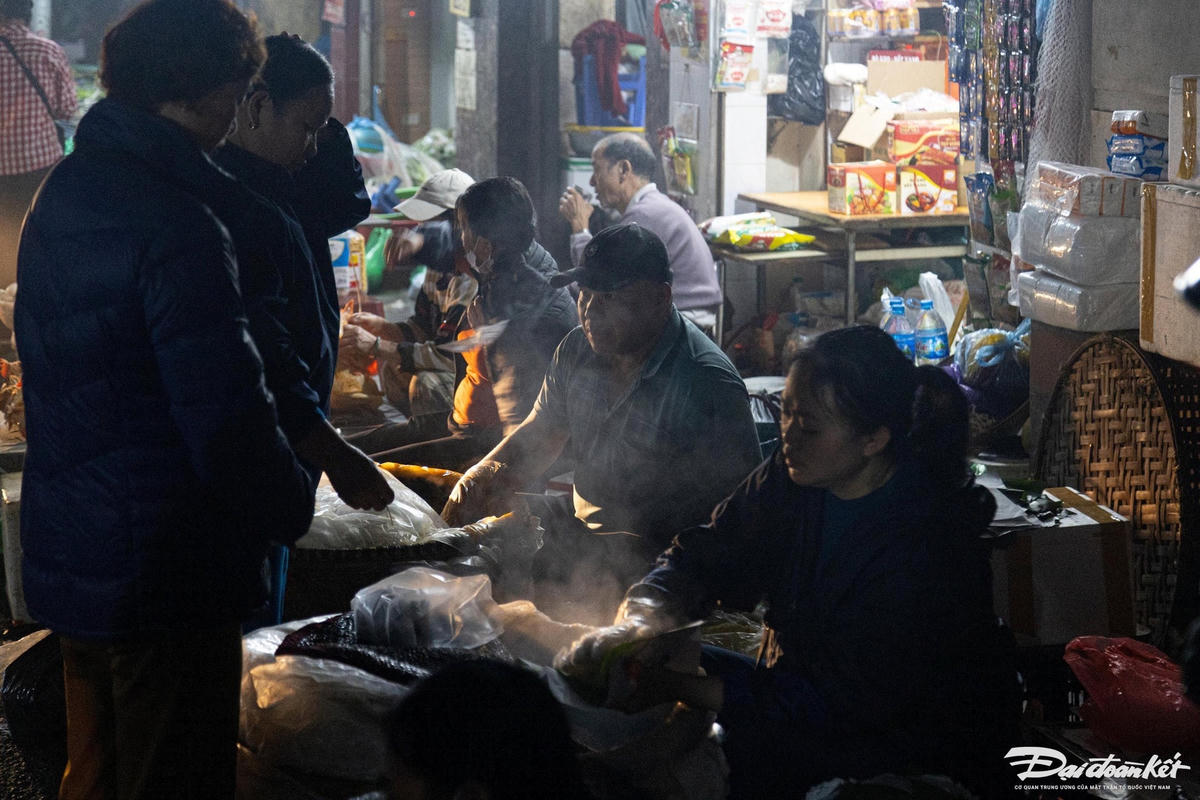W_cho_hang_be-le-khanh30.jpg