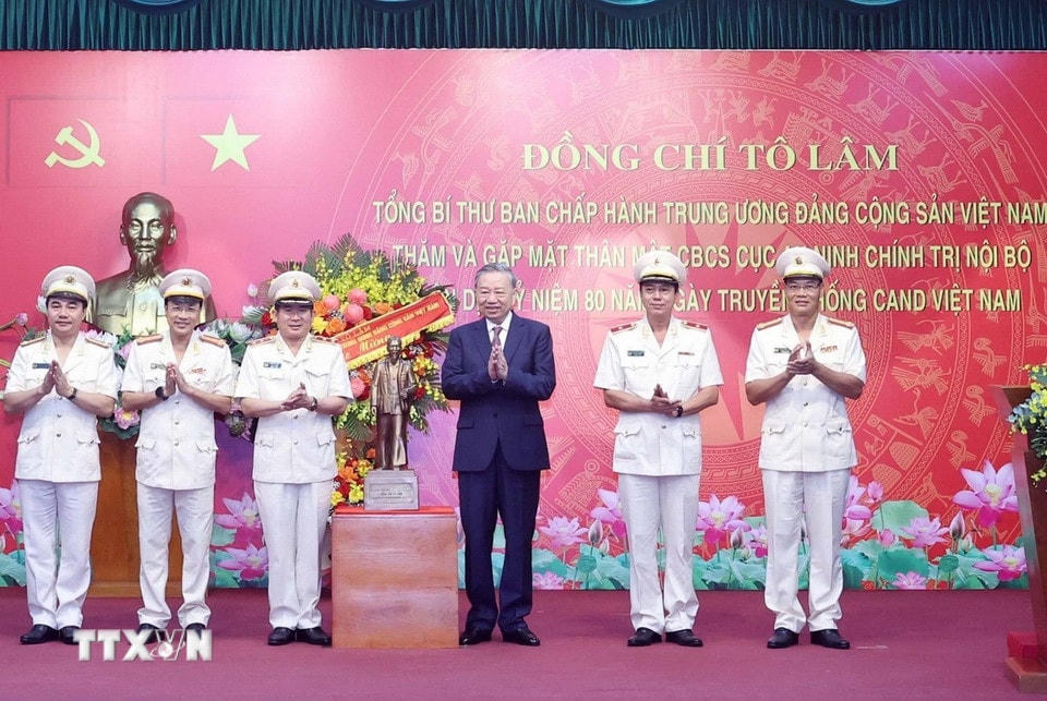 ttxvn-tong-bi-thu-cuc-an-ninh-noi-bo-2.jpg