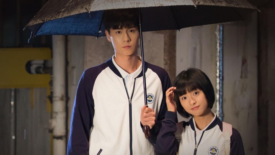 Hồ Nhất Thiên cũng là nam thần quen thuộc với khán giả. 