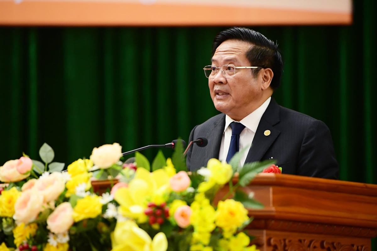 Ông Lê Ngọc Tuấn, Chủ tịch UBND tỉnh Kon Tum phát biểu tại Hội nghị.