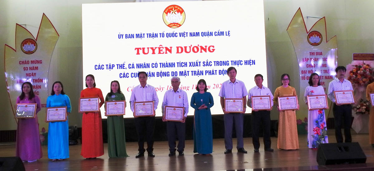 Đà Nẵng: Mặt trận quận Cẩm Lệ long trọng kỷ niệm 93 năm Ngày truyền thống MTTQ Việt Nam