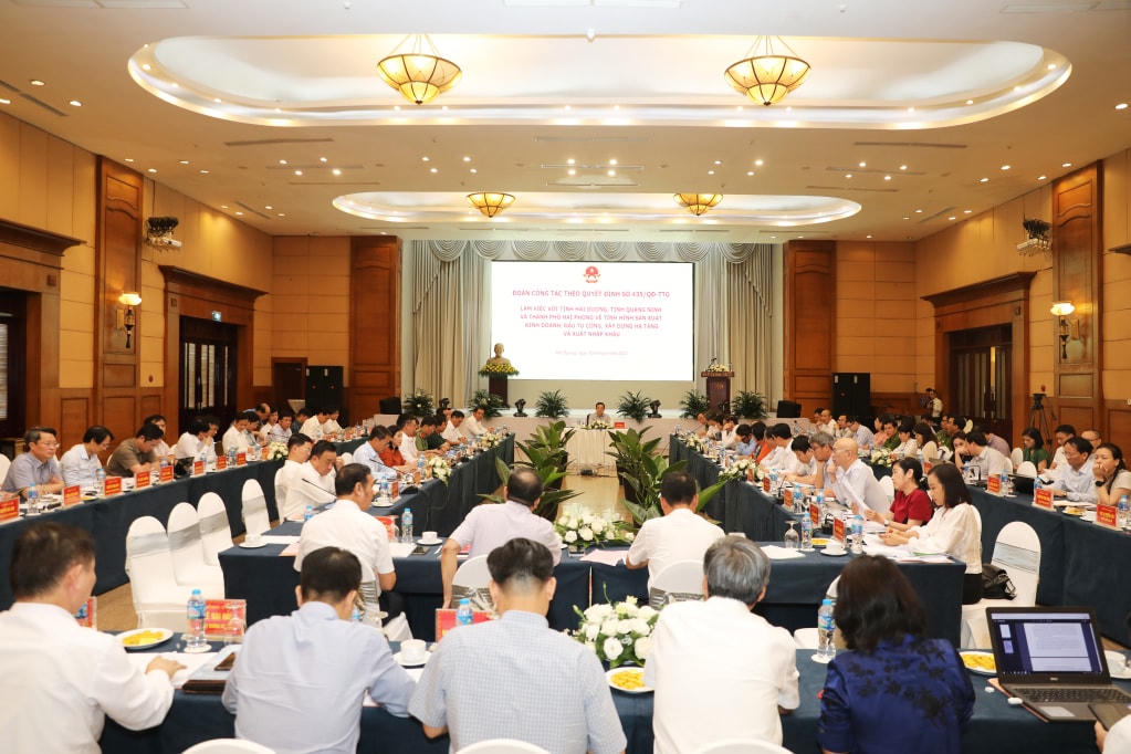 Quang cảnh hội nghị. Ảnh: QMG