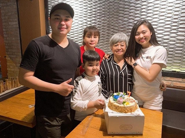 Hiện, Lê Giang đã bước sang tuổi 50, có cuộc sống sung túc, viên mãn bên 3 con.