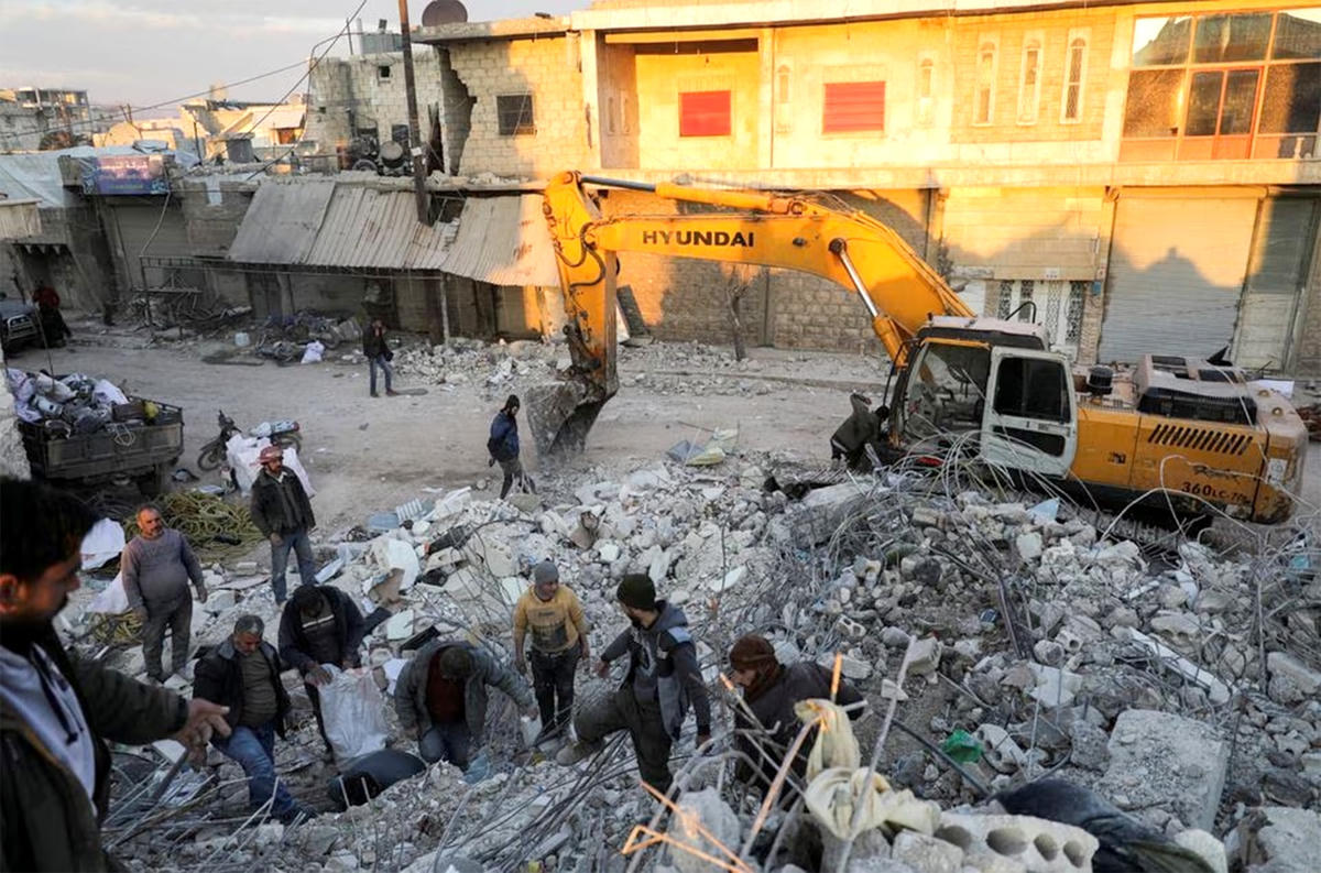 Hoạt động tái thiết sau động đất tại Syria gặp nhiều khó khăn do thiếu nguồn lực. Ảnh: Reuters.
