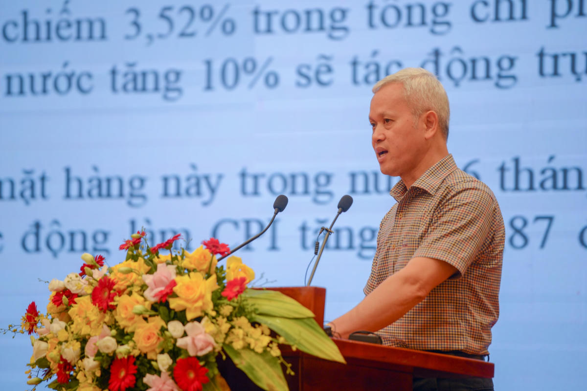 TS Nguyễn Bích Lâm, nguyên Tổng cục trưởng Tổng cục Thống kê. (Ảnh: Đặng Long)
