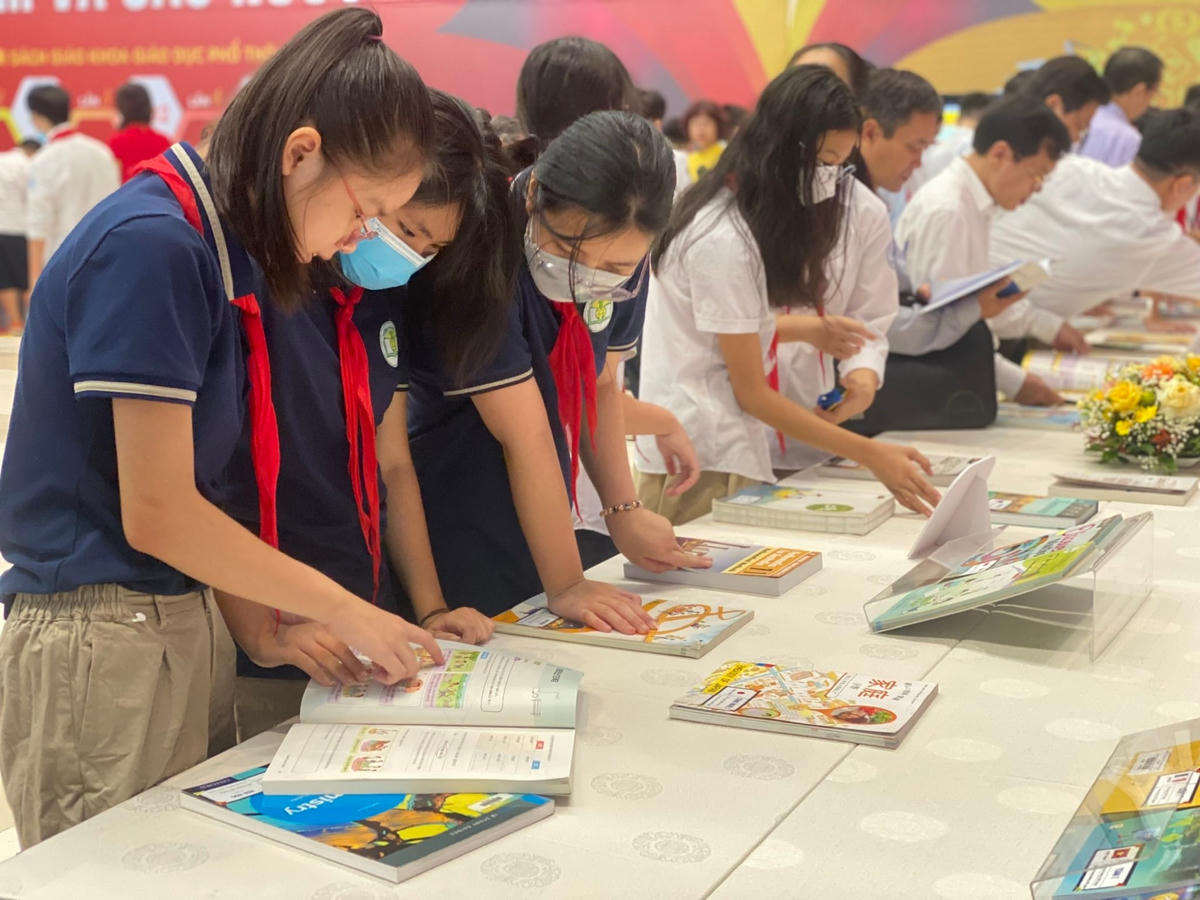 Các mốc thay sách giáo khoa giáo dục phổ thông Việt Nam