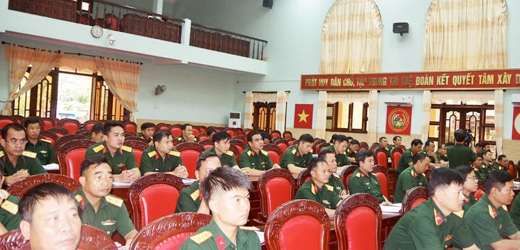 Các đại biểu tham dự khai giảng lớp bồi dưỡng kiến thức dân tộc năm 2023.