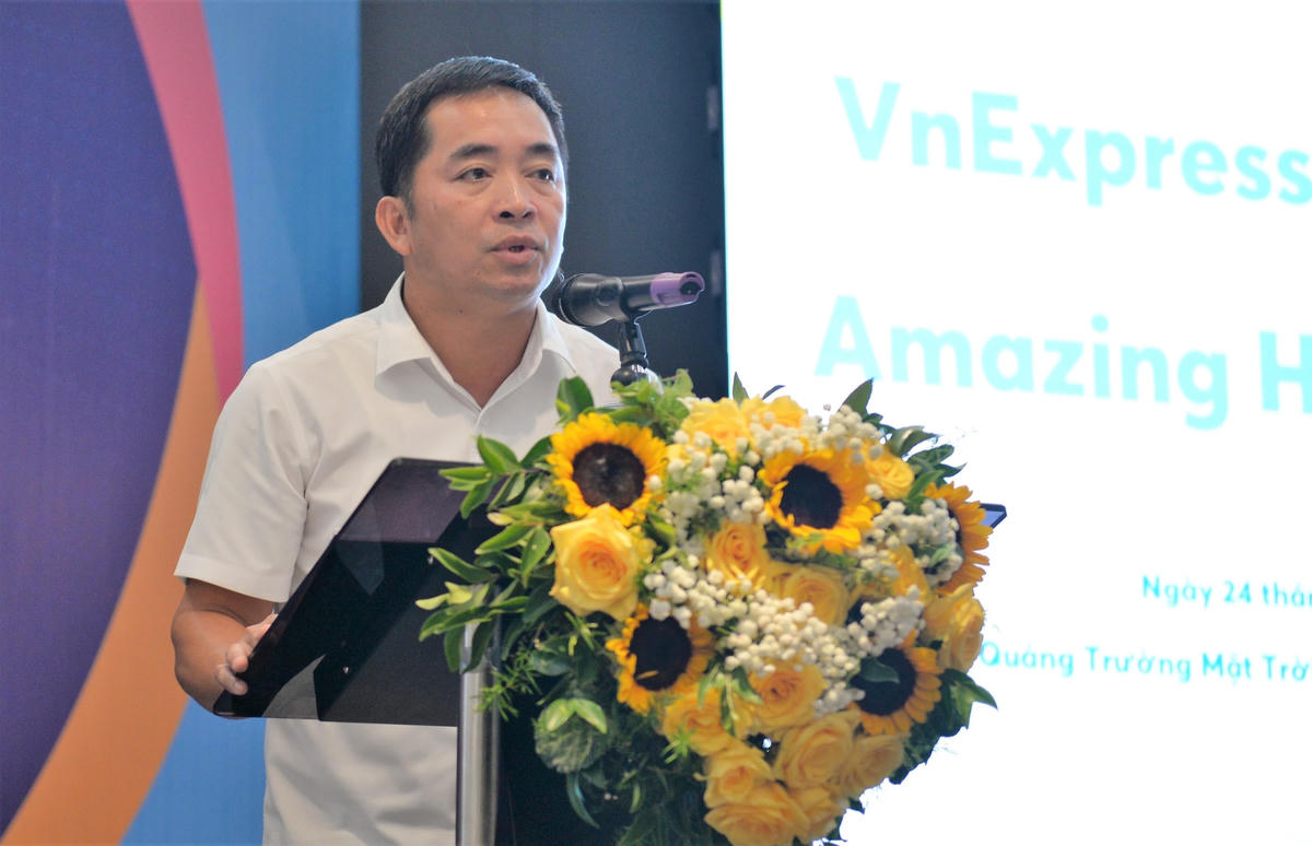 Ông Nguyễn Thanh Tùng, Phó Giám đốc Sở Văn hóa và Thể thao tỉnh Quảng Ninh phát biểu tại buổi Họp báo thông tin về giải VnExpress Marathon Amazing Halong năm 2022.