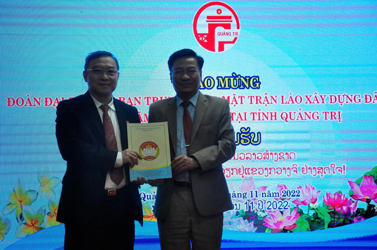 Hội đàm chia sẻ kinh nghiệm phát triển nông nghiệp với nước bạn Lào