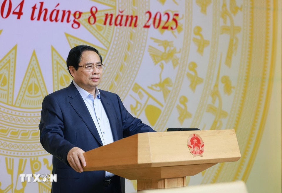 Thủ tướng Phạm Minh Chính chủ trì phiên họp lần thứ hai của Ban Chỉ đạo Quốc gia về phát triển ngành công nghiệp bán dẫn. (Ảnh: Dương Giang/TTXVN)