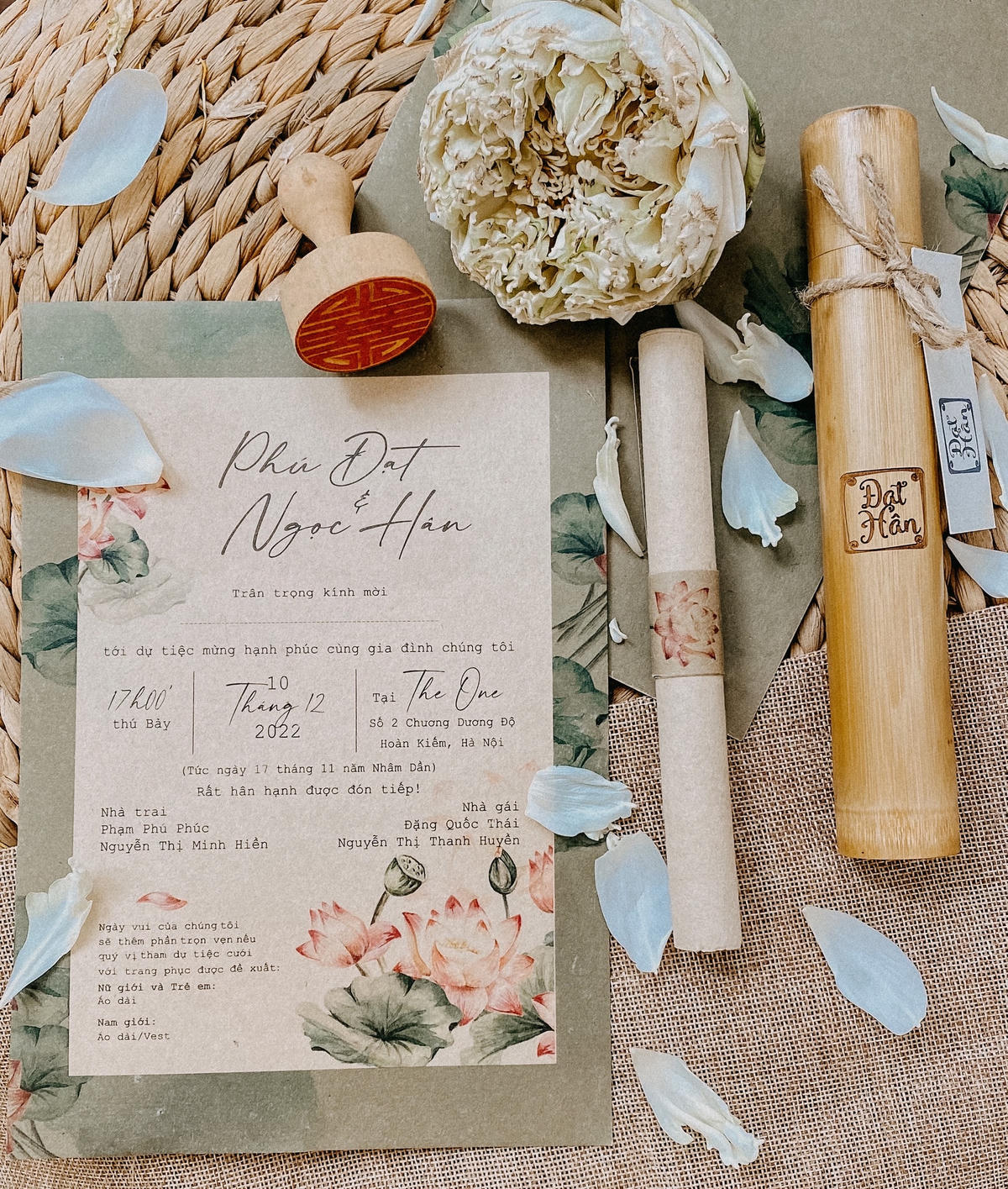 Hoa hậu Ngọc Hân tiết lộ, bộ thiệp cưới chính là điều đặc biệt đầu tiên trong lễ cưới sắp diễn ra vào tháng 12. Ảnh: NVCC. 