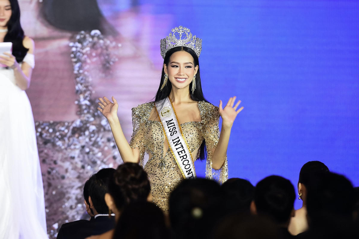 "Tuy còn trẻ, tôi có kinh nghiệm, trải nghiệm để tìm ra Hoa hậu Việt Nam 2022", Bảo Ngọc chia sẻ. 