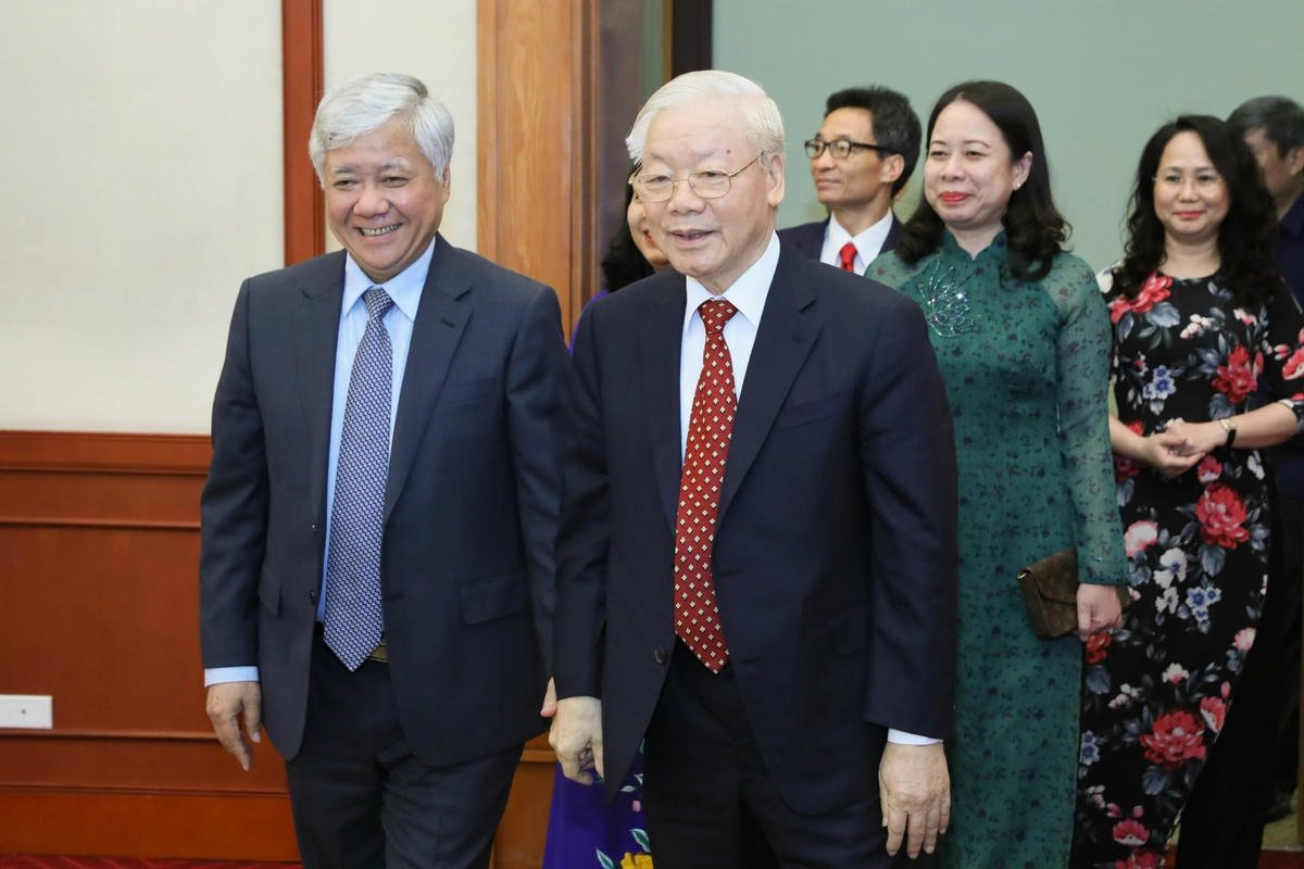 Tổng Bí thư Nguyễn Phú Trọng và các lãnh đạo Đảng, Nhà nước, MTTQ Việt Nam tham dự buổi gặp mặt.