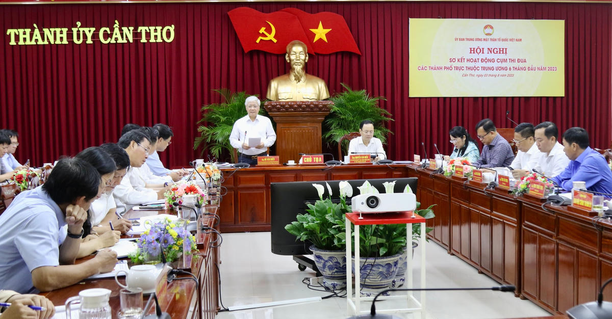 Quang cảnh hội nghị.
