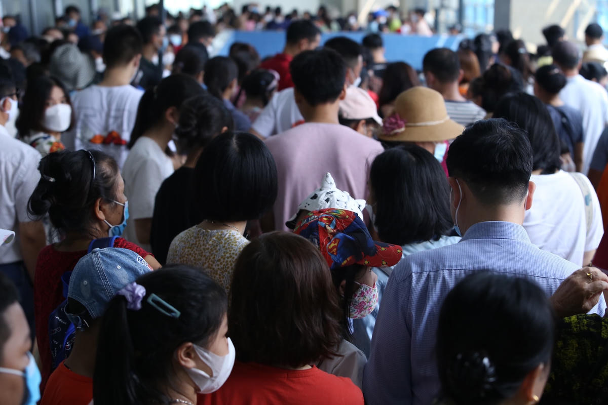 Đường sắt Cát Linh - Hà Đông: Thu hút hàng chục nghìn hành khách sáng 2/9