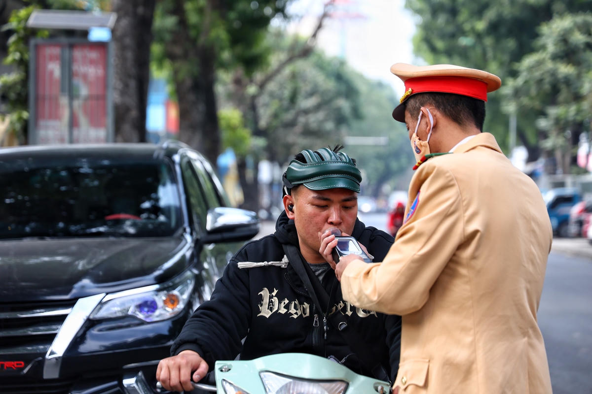 Hà Nội: Tăng cường kiểm tra, xử lý vi phạm nồng độ cồn sau kỳ nghỉ Tết