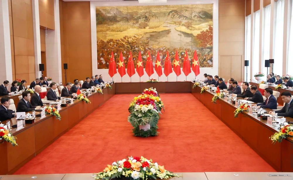 ttxvn-chu-tich-quoc-hoi-hoi-kien-2526.jpg