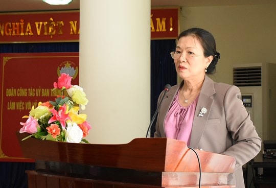  Phó Chủ tịch Ủy ban Trung ương MTTQ Việt Nam Trương Thị Ngọc Ánh phát biểu tại buổi làm việc.  