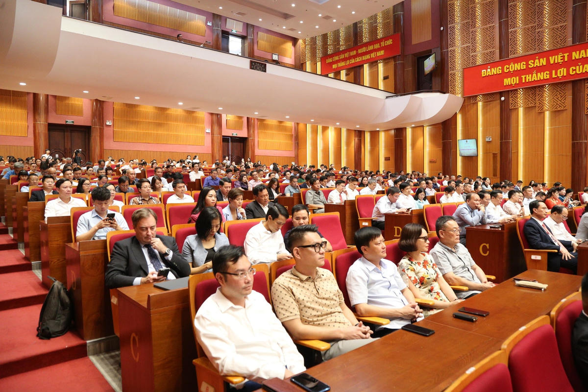Hội nghị có sự tham dự của gần 400 doanh nghiệp, doanh nhân đại diện cho đội ngũ doanh nhân, cộng đồng doanh nghiệp trên địa bàn tỉnh.  