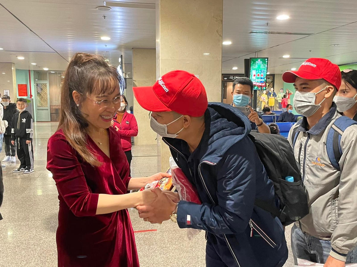 Những chuyến bay yêu thương Vietjet đưa người lao động về quê đón Tết