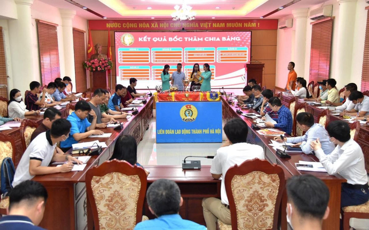 28 đội bóng tranh tài tại Giải Bóng đá CNVCLĐ Cúp Báo Lao động Thủ đô lần thứ VII năm 2022