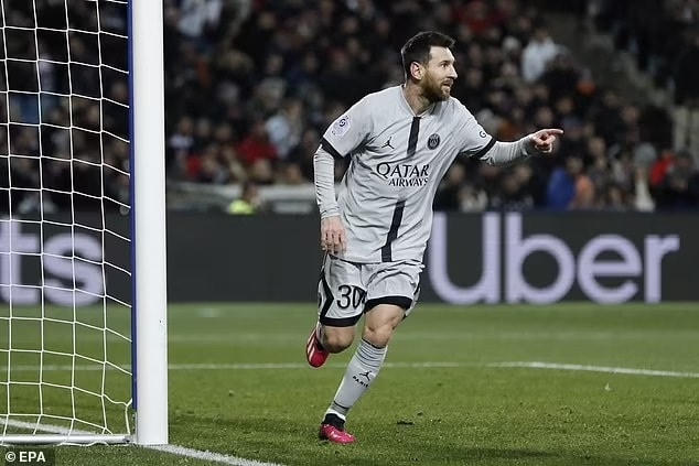 Messi chơi ấn tượng và trực tiếp ghi bàn trong chiến thắng 3-1 của PSG (Ảnh: EPA).
