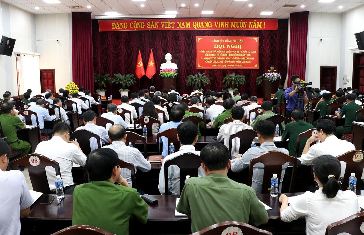 Quang cảnh hội nghị.