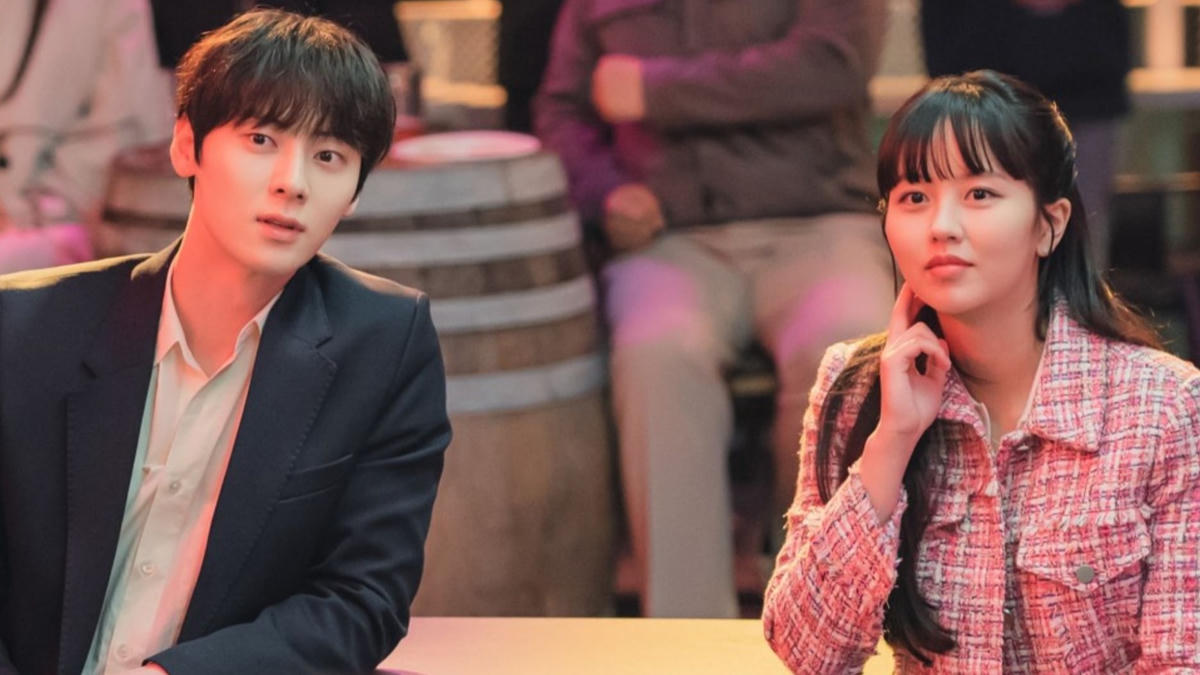 “Em gái quốc dân” Kim So Hyun gây chú ý khi yêu Hwang Minhyun (NU’EST) trong phim mới.