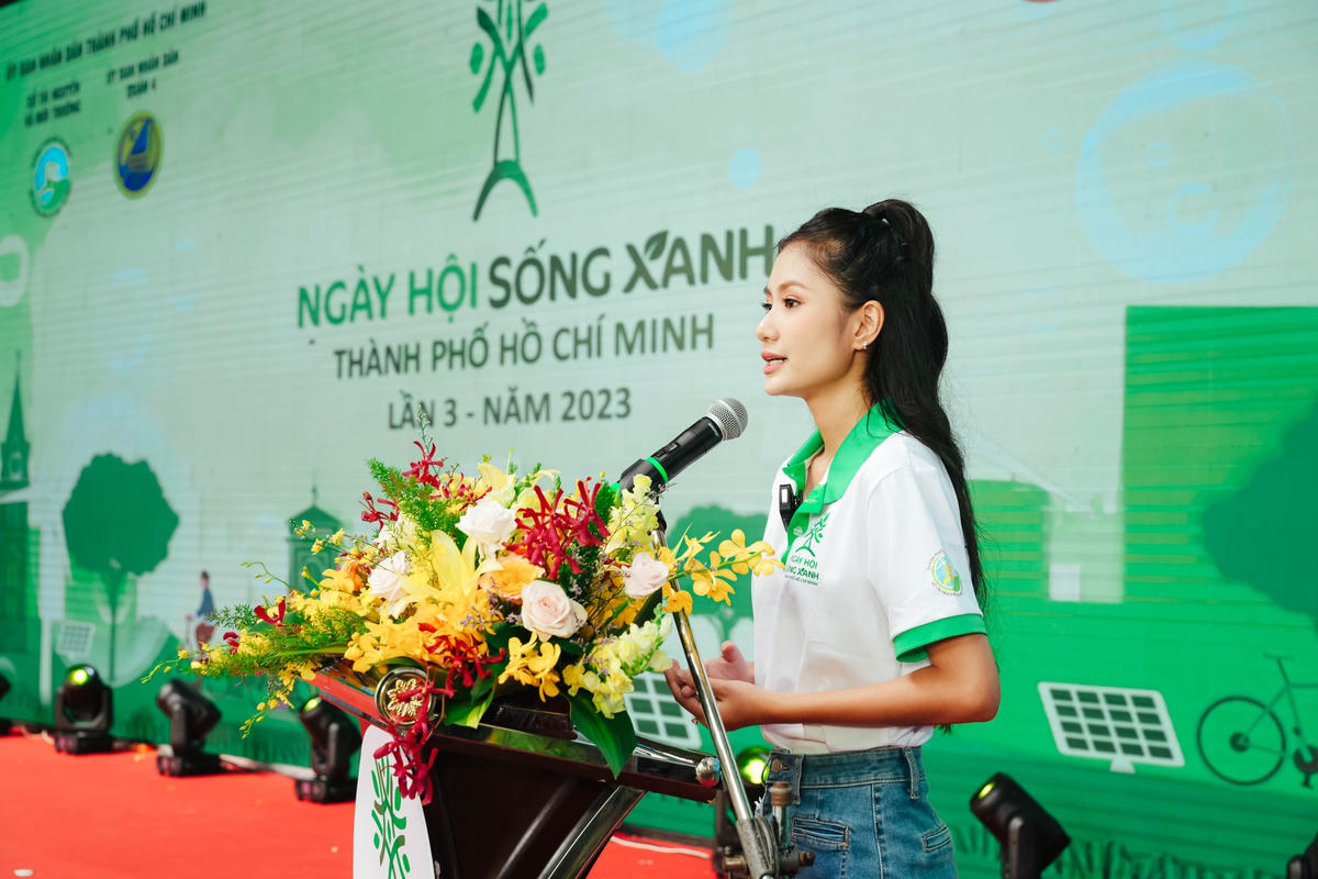 Thanh Hà tiết lộ về nỗi sợ khi đăng quang Hoa hậu Môi trường Thế giới.