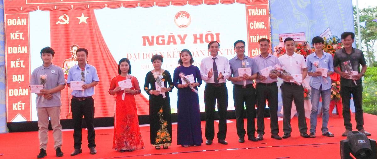 Đà Nẵng: Tưng bừng Ngày hội Đại Đoàn kết ở Khu dân cư 24 phường Hòa Xuân