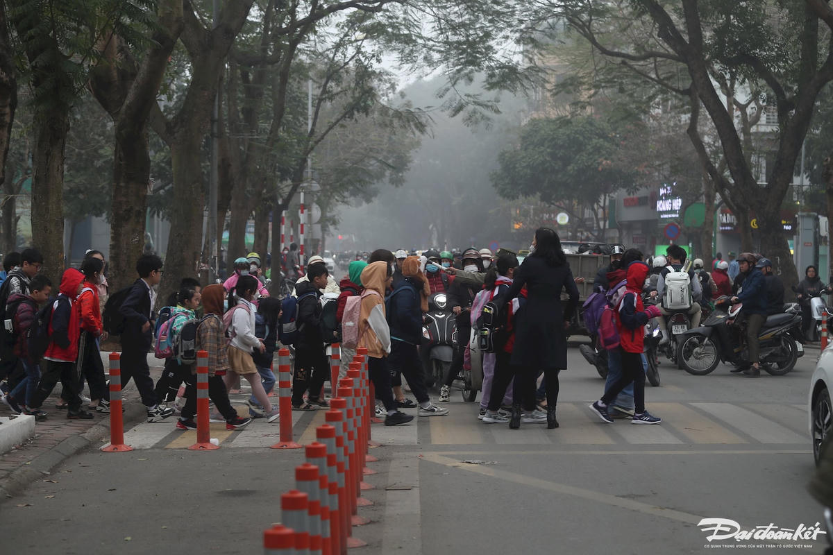 W_cam_xe_o_to-le-khanh2.jpg