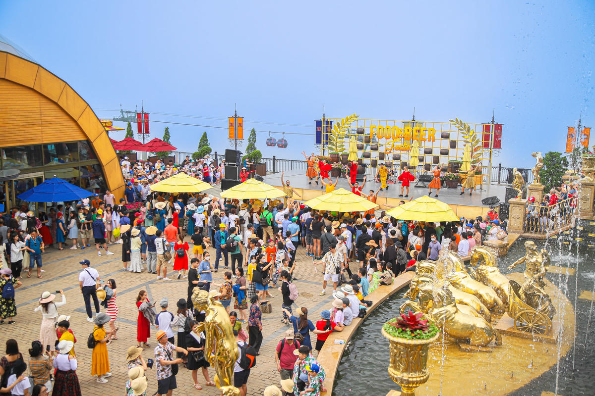 Đà Nẵng 'cháy' trong không gian lễ hội du lịch hè