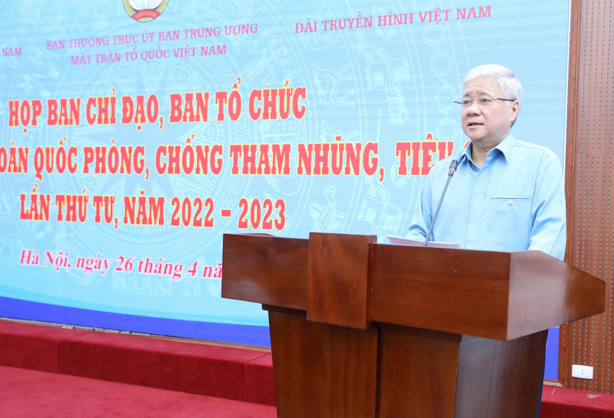 Ông Đỗ Văn Chiến, Bí thư Trung ương Đảng, Chủ tịch Uỷ ban Trung ương MTTQ Việt Nam, Trưởng Ban Chỉ đạo Giải phát biểu tại cuộc họp.