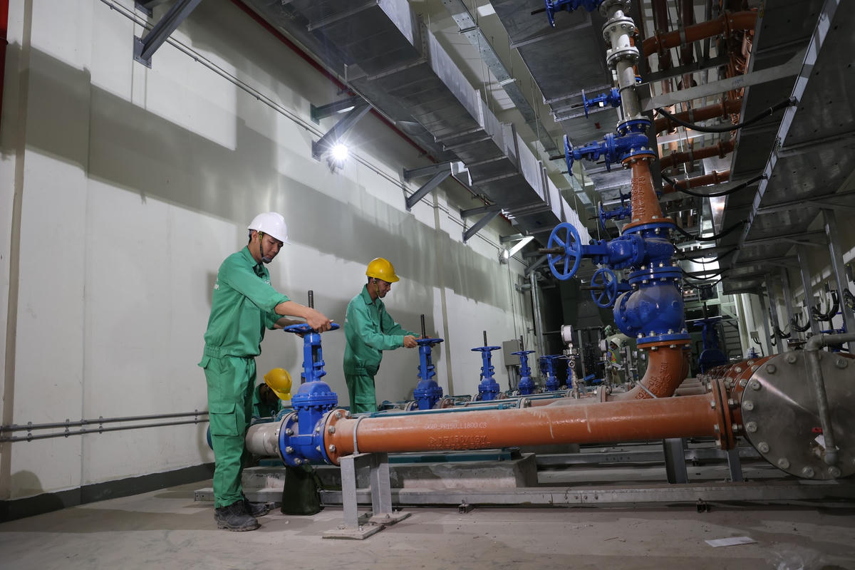 Nhà máy xử lý nước thải Yên Xá chưa thể về đích sau 7 năm thi công