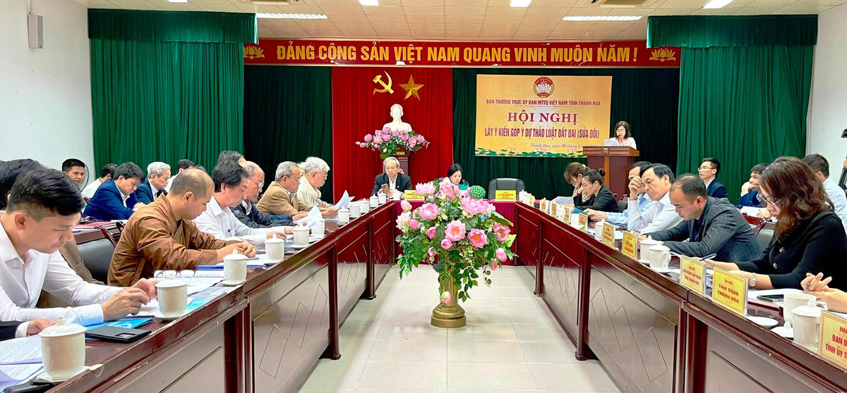 Quang cảnh hội nghị