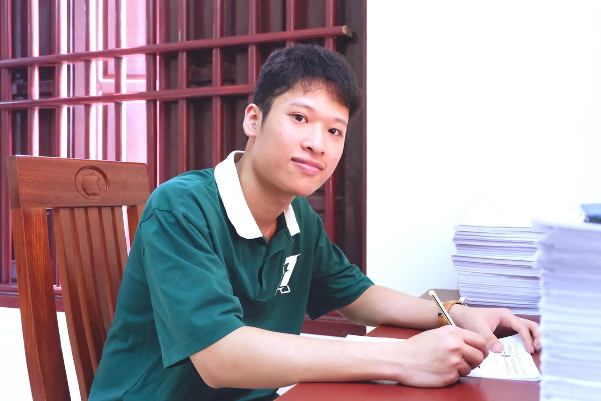 Mai Duy Anh Quân là thủ khoa khối B kỳ thi tốt nghiệp THPT Quốc gia năm 2023.