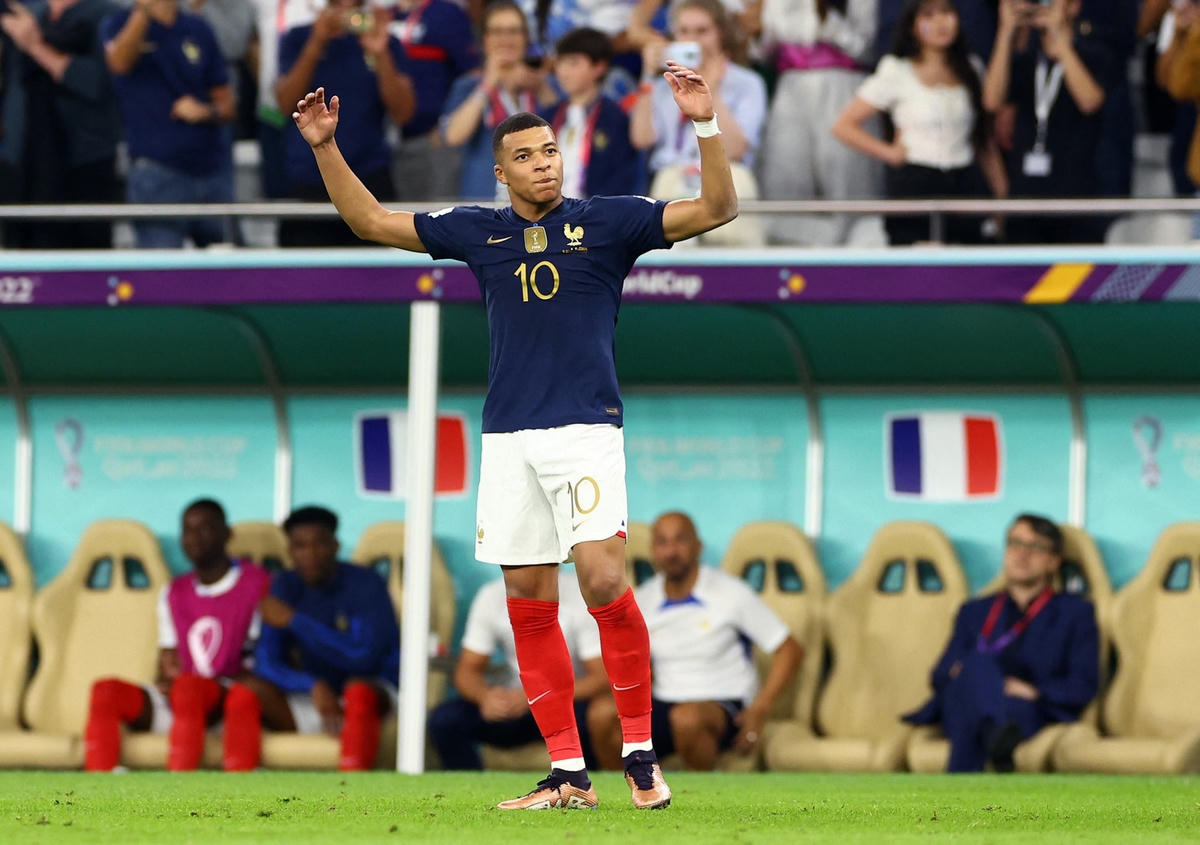 Kylian Mbappe đã lập kỷ lục ghi 9 bàn tại World Cup.