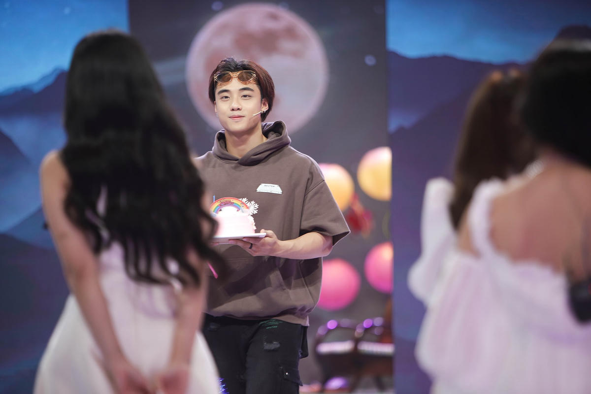 Tuy nhiên, Hải Đăng Doo đã rất thẳng thắn với cảm xúc của mình và đành nói lời từ chối ra về với Hiền Mai. Ảnh: Perfect Universe.