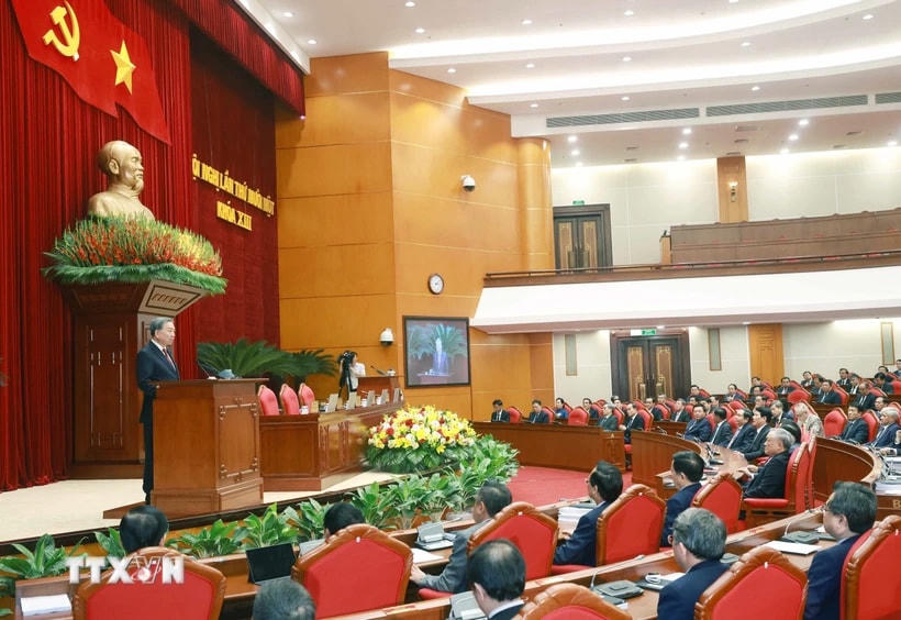 Tổng Bí thư Tô Lâm phát biểu bế mạc Hội nghị lần thứ 11 Ban Chấp hành Trung ương Đảng khóa XIII. (Ảnh: Thống Nhất/TTXVN)