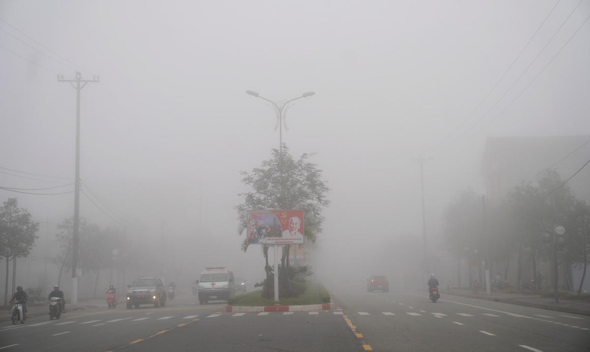 Thành phố Hà Tĩnh bất ngờ chìm trong sương mù, mờ ảo tựa Đà Lạt