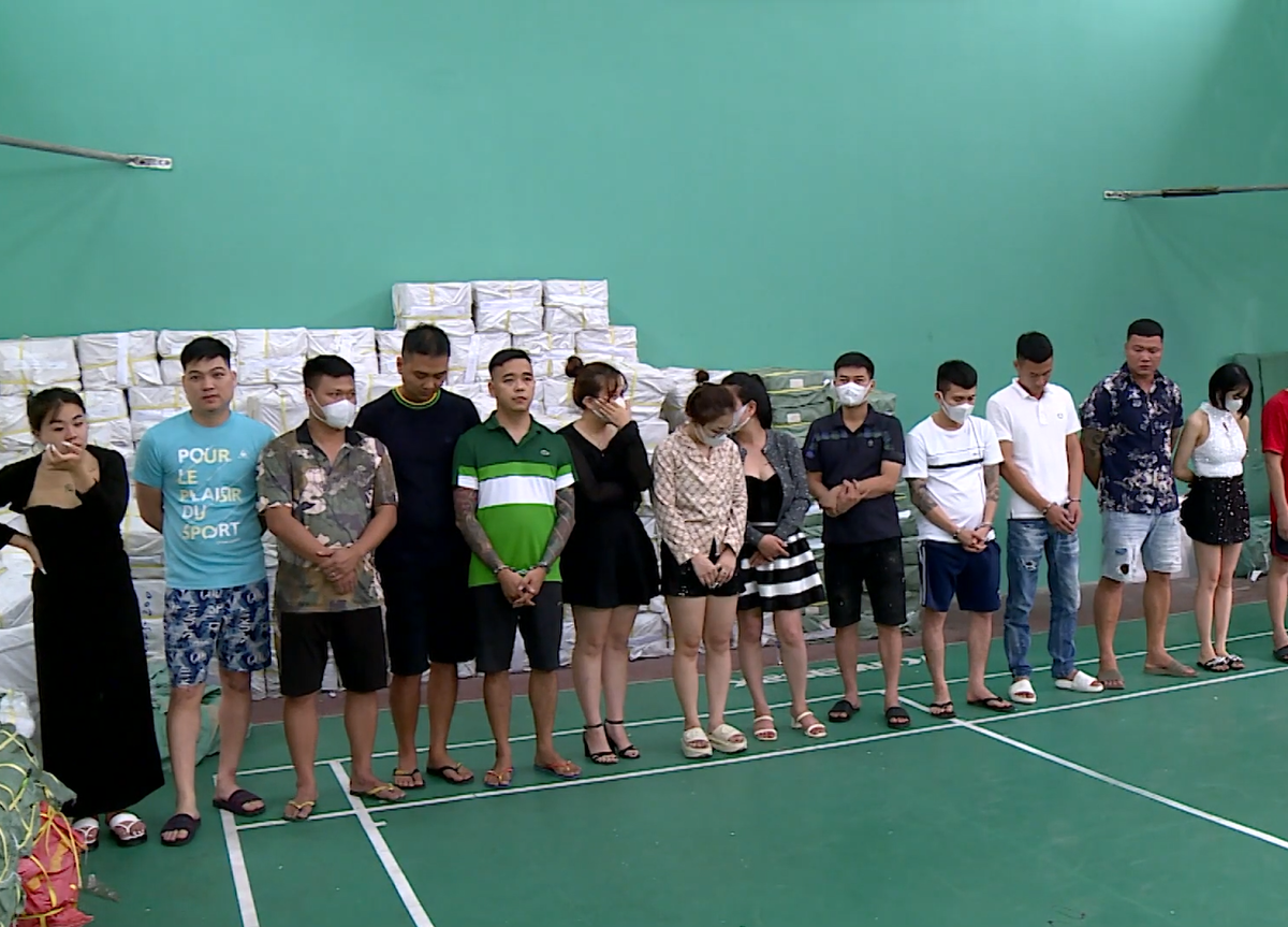 Các đối tượng tụ tập bay lắc tại biệt thự riêng của Nguyễn Kim Sơn. Ảnh: CQCA.