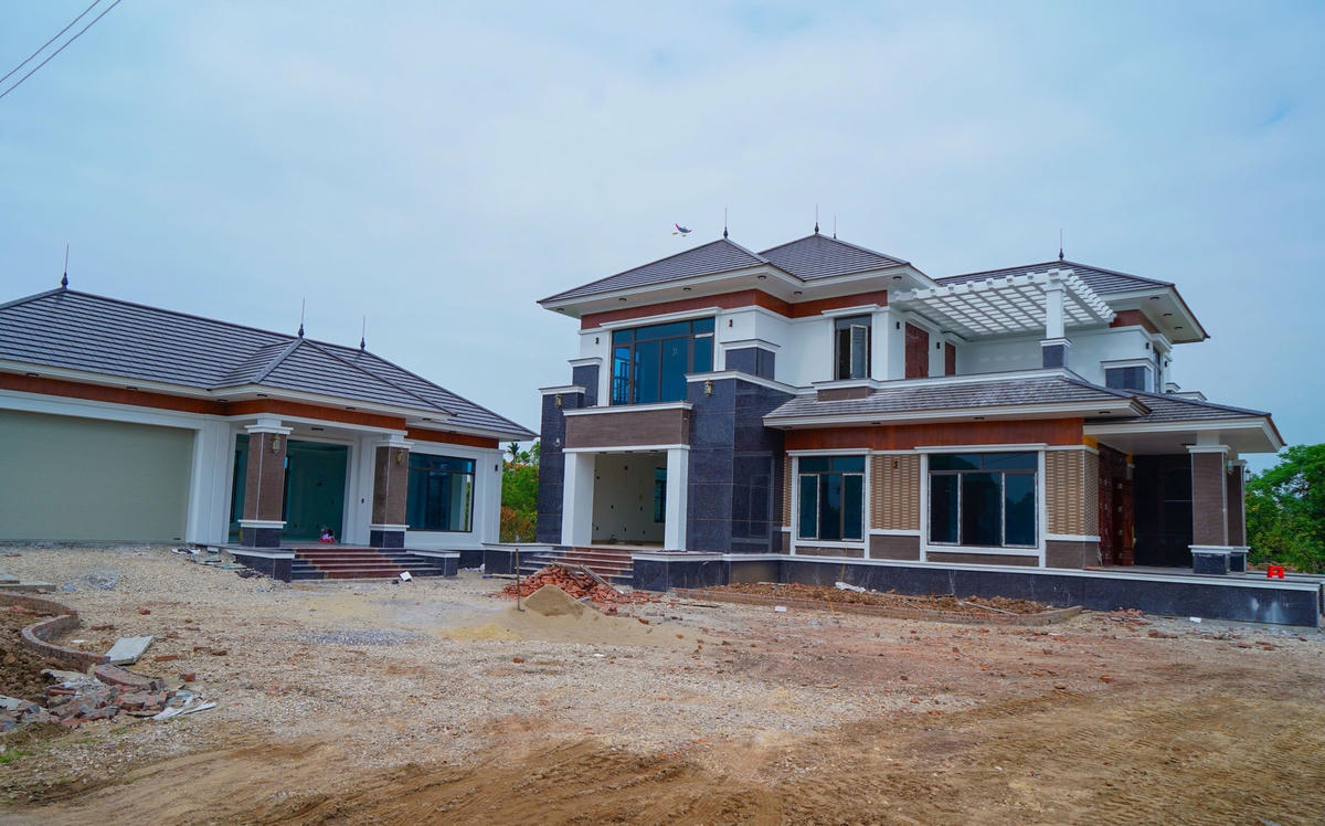 Căn biệt phủ xây trên đất nông nghiệp.