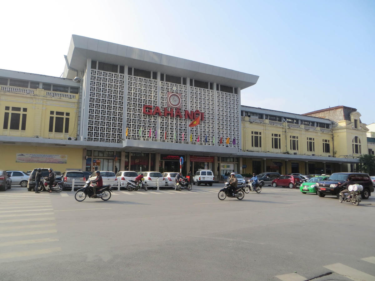 Ga Hà Nội sẽ được di dời để triển khai dự án đường sắt đô thị Yên Viên - Ngọc Hồi. Ảnh: Việt Khánh.  